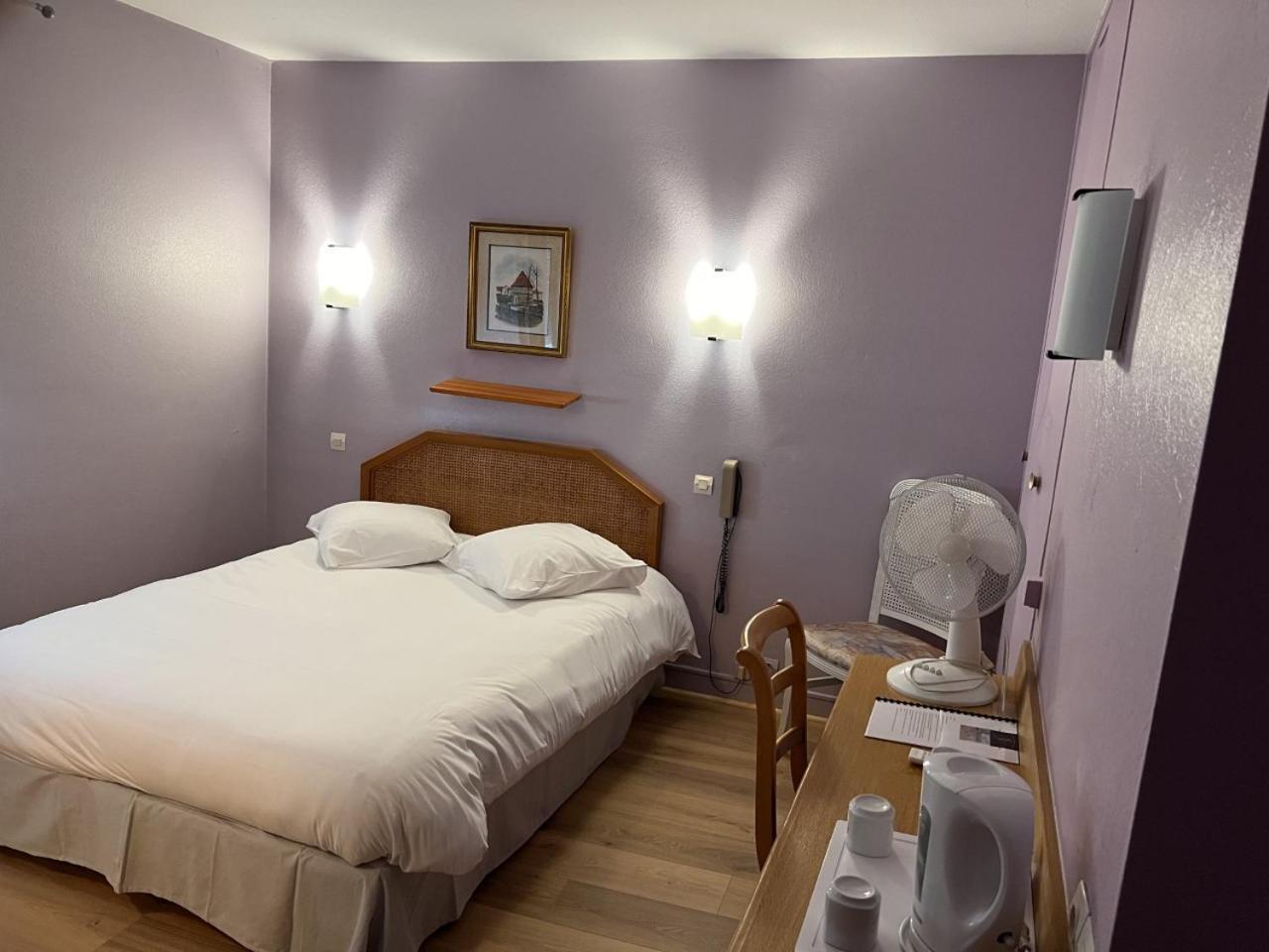 Hostellerie Au Rendez-Vous Des Amis Chaumont  Ngoại thất bức ảnh