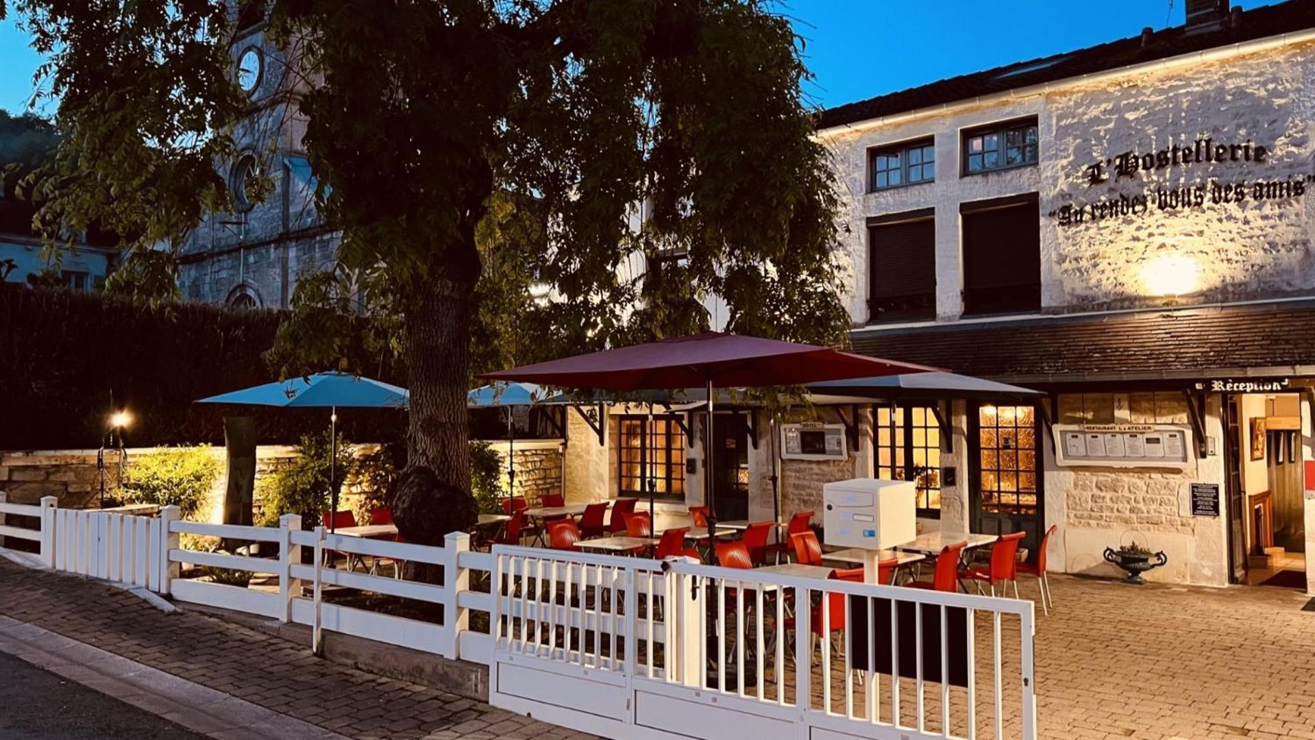 Hostellerie Au Rendez-Vous Des Amis Chaumont  Ngoại thất bức ảnh